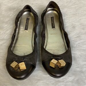 Louis Vuitton Black and Gold Flats